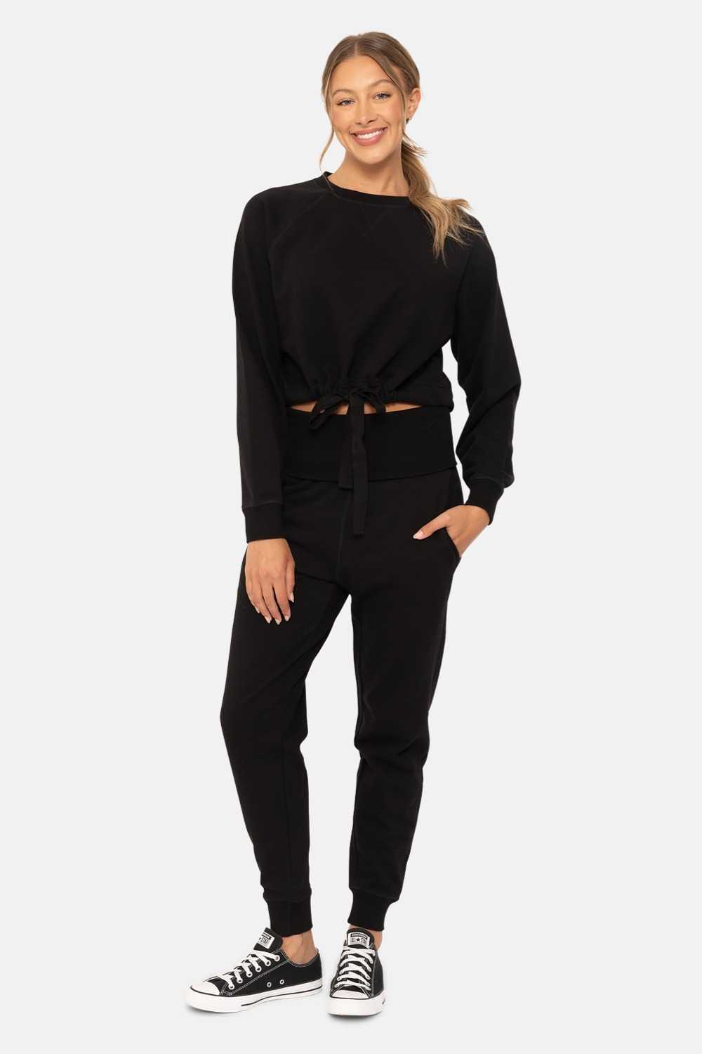 Brushed Waist Tie Crewneck Black