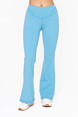 CurveEmbrace Flare Leggings Blue jay