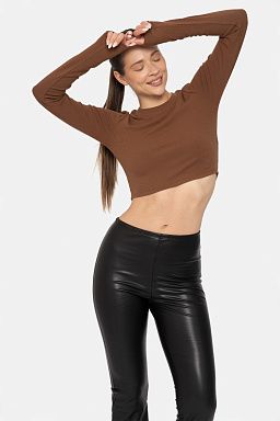 Essential Micro-Ribbed Long-Sleeved Cropped Athleisure Top Cocoa dust