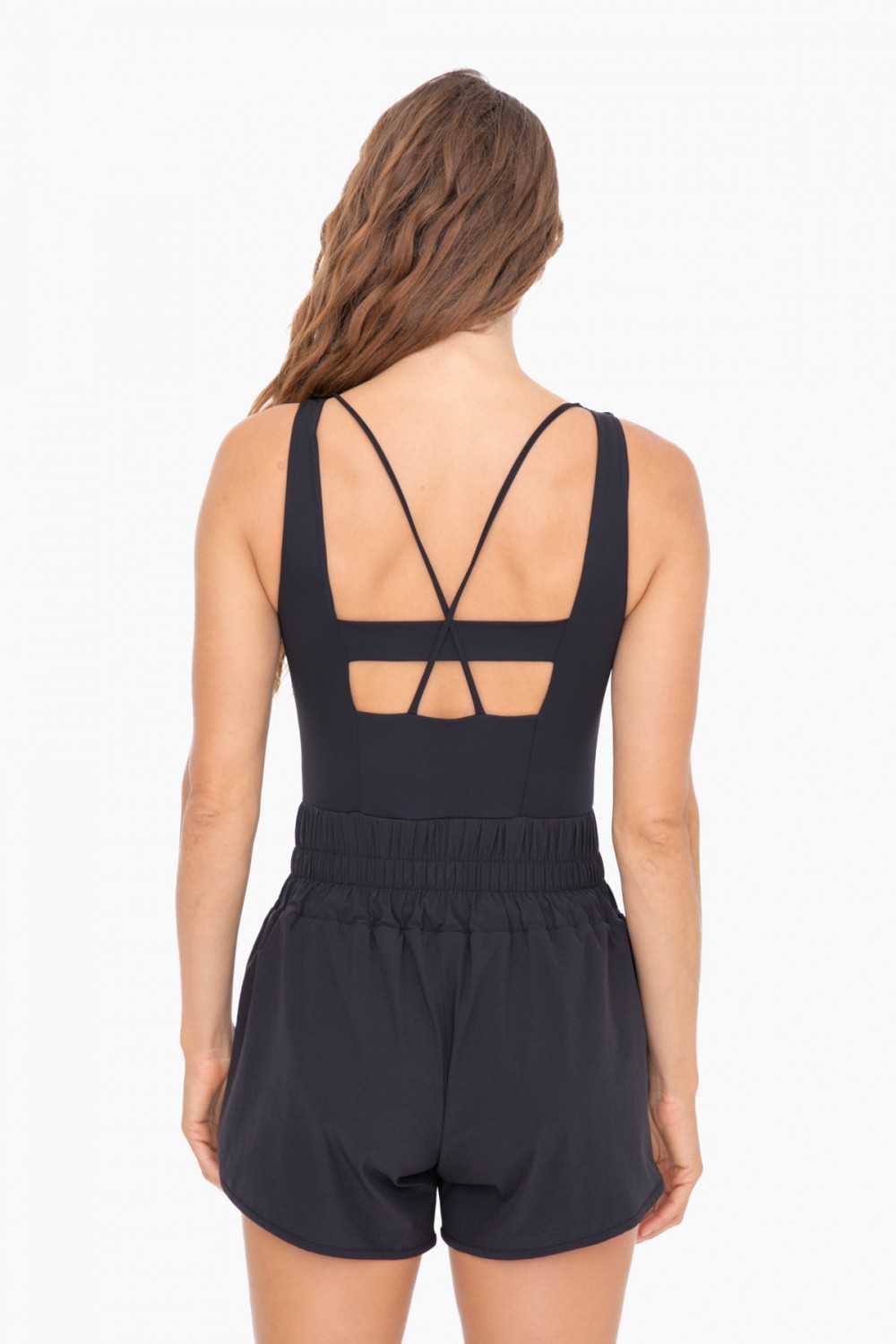 GREEN Active Woven Shortsie