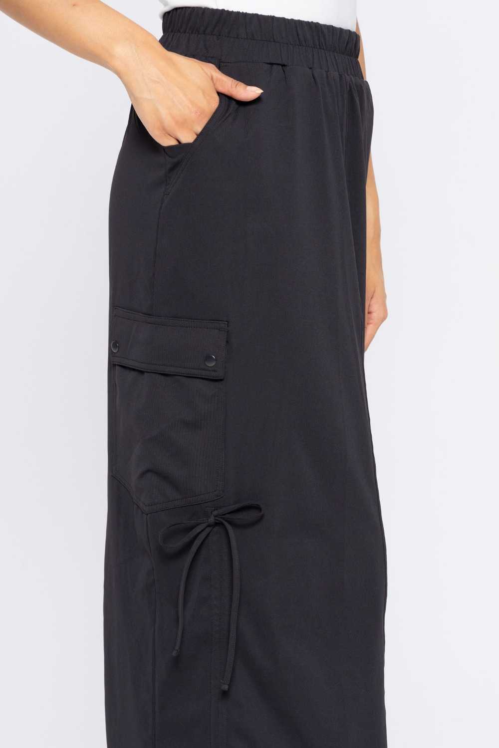 GREEN High-Waised Cargo Maxi Skirt Black