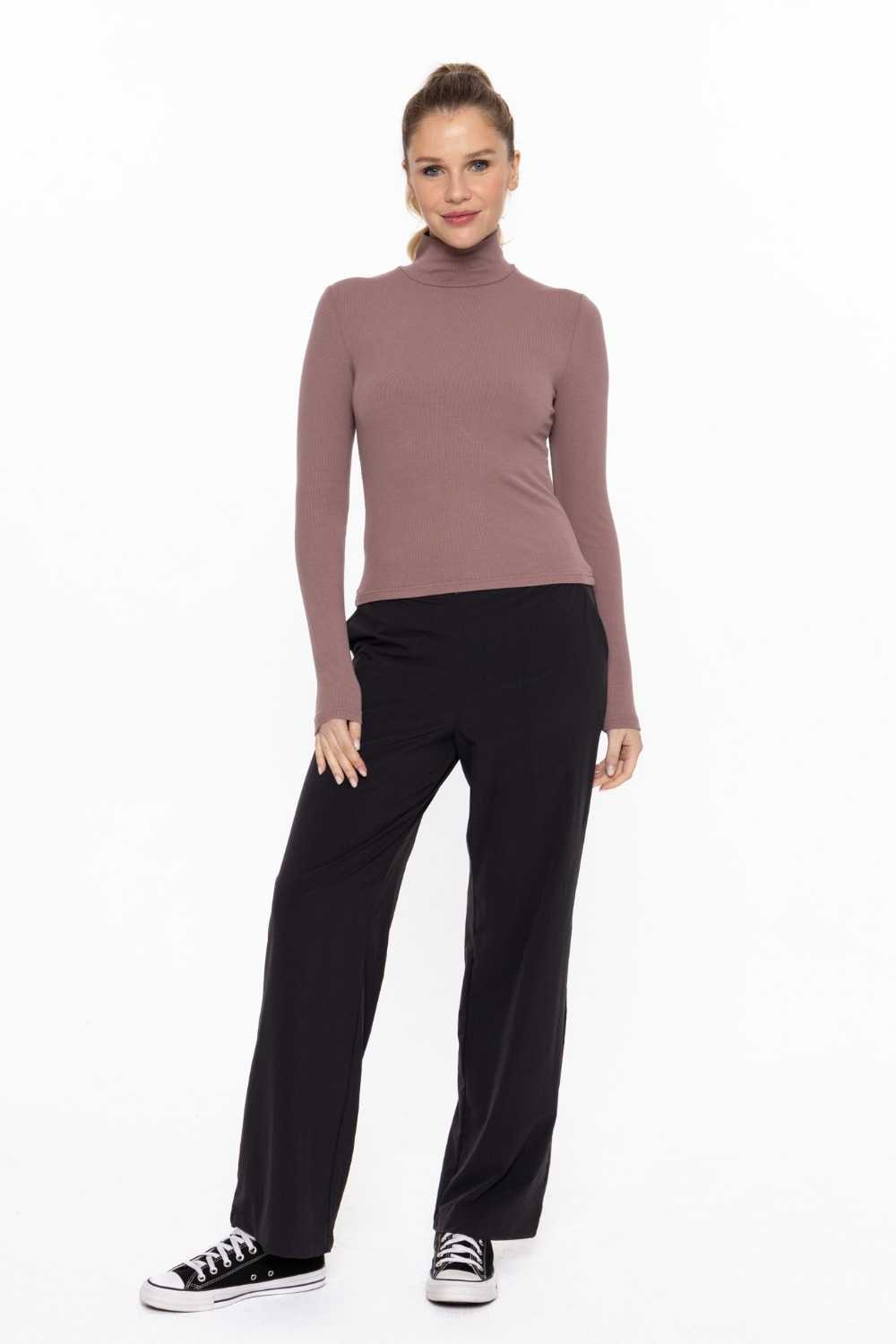 MICRO RIBBED LONG SLEEVE TURTLENECK Deep taupe