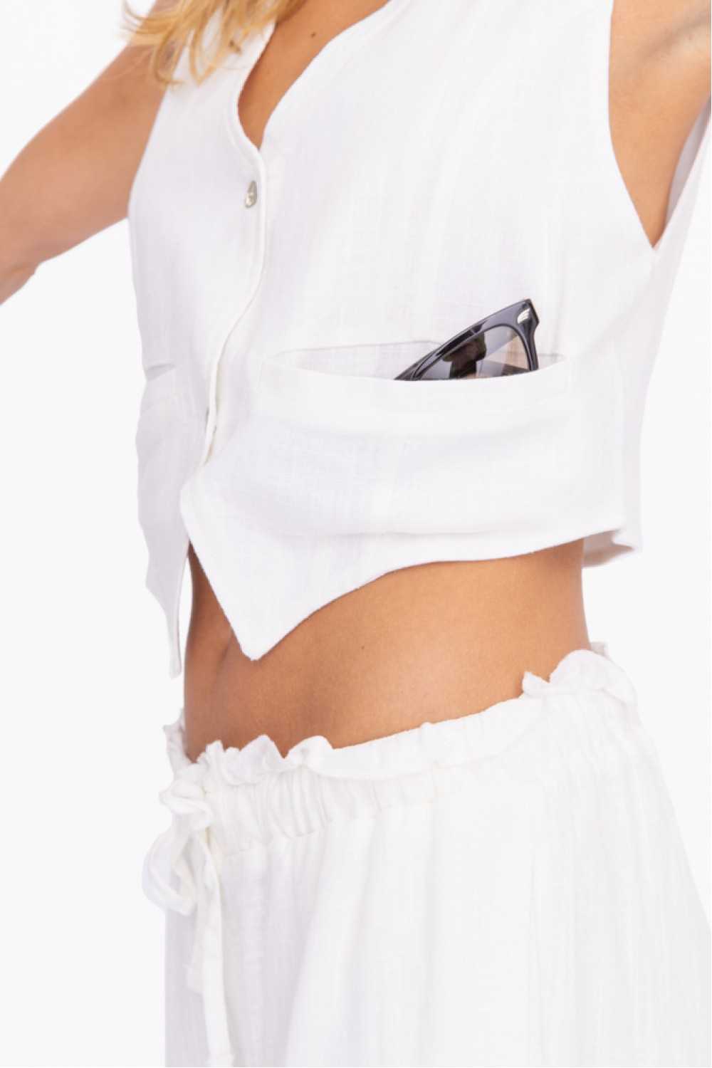 Tailored Resort Cropped Vest