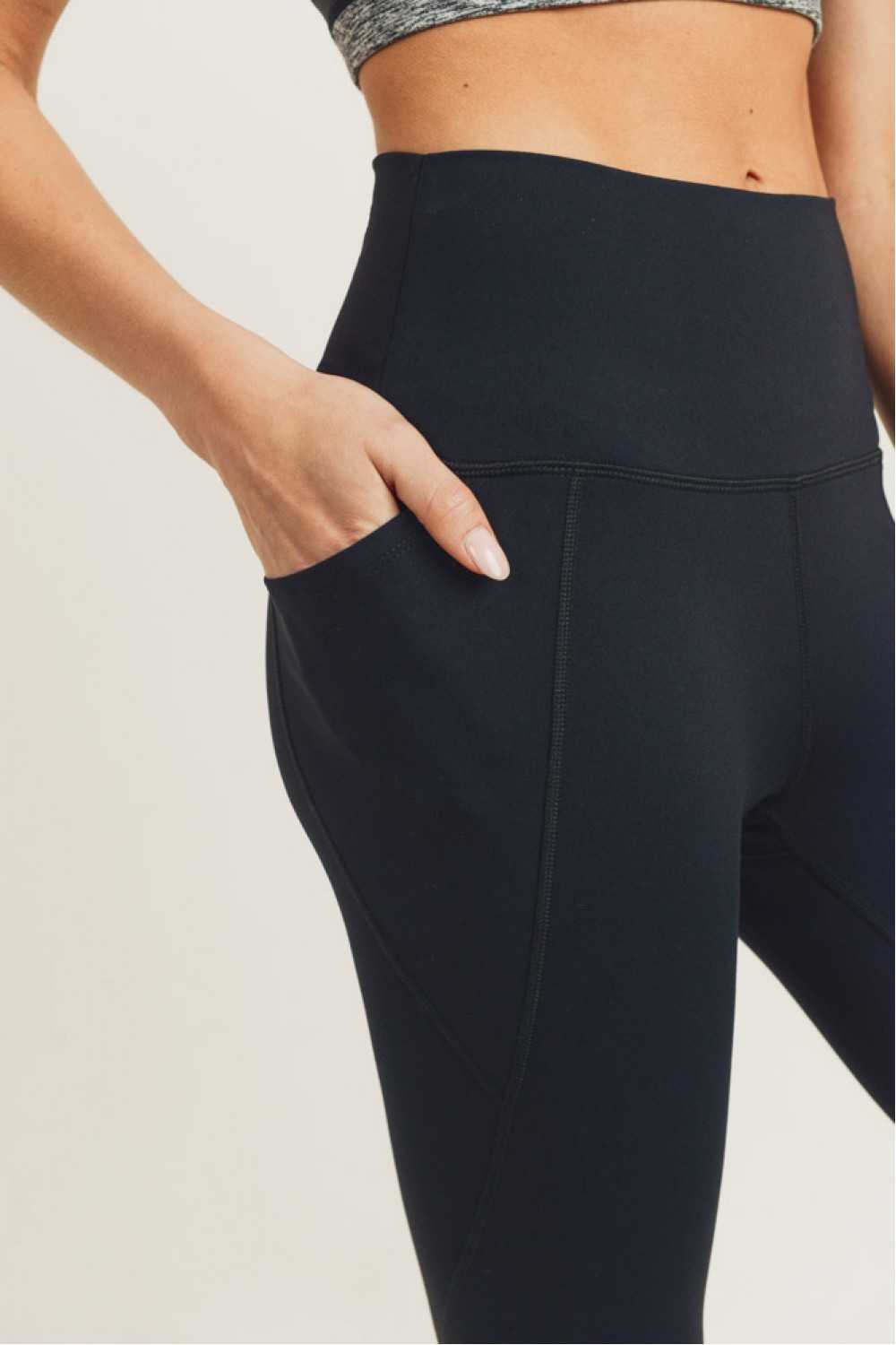 Tapered Band Essential Solid High-Waist Leggings