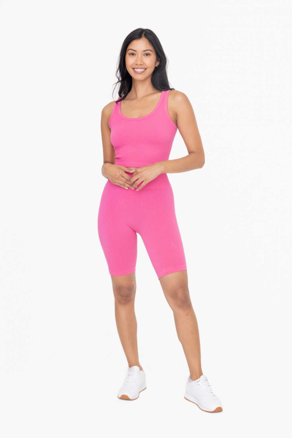 Ribbed Seamless Scoop Neck Tank Top